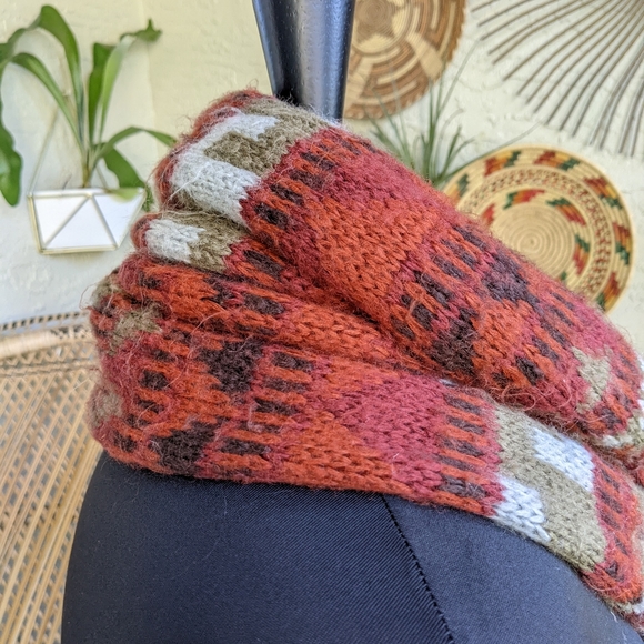 Urban Outfitters Rust Orange Red Winter Scarf Super Long Aztec Fuzzy Knit - Picture 10 of 16